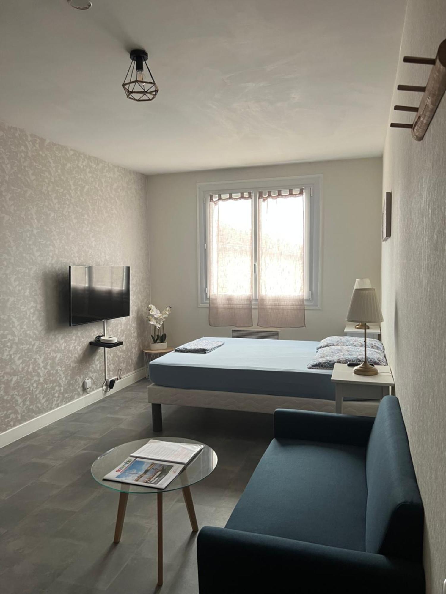 מולאן Joli Studio Avec Parking Prive, Bien Situe מראה חיצוני תמונה